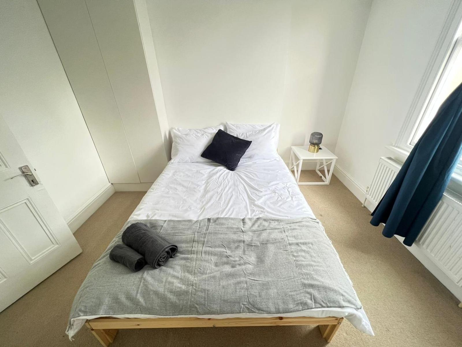Cricklewood Boutique Stay London Phòng bức ảnh